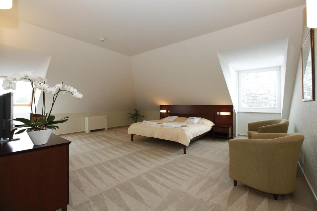 Hotel Sandor Pavillon بييشتِني الغرفة الصورة