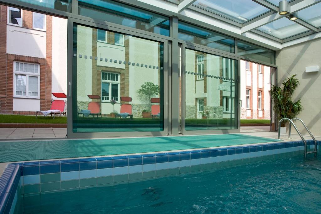 Hotel Sandor Pavillon بييشتِني المظهر الخارجي الصورة